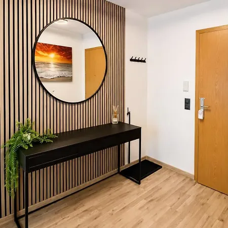 Luxx Rv-modernes 3-zimmer-apartment-parkplatz * ラーベンスブルク